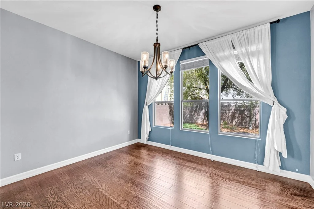 1004 Washington Oaks, Las Vegas, NV 89128