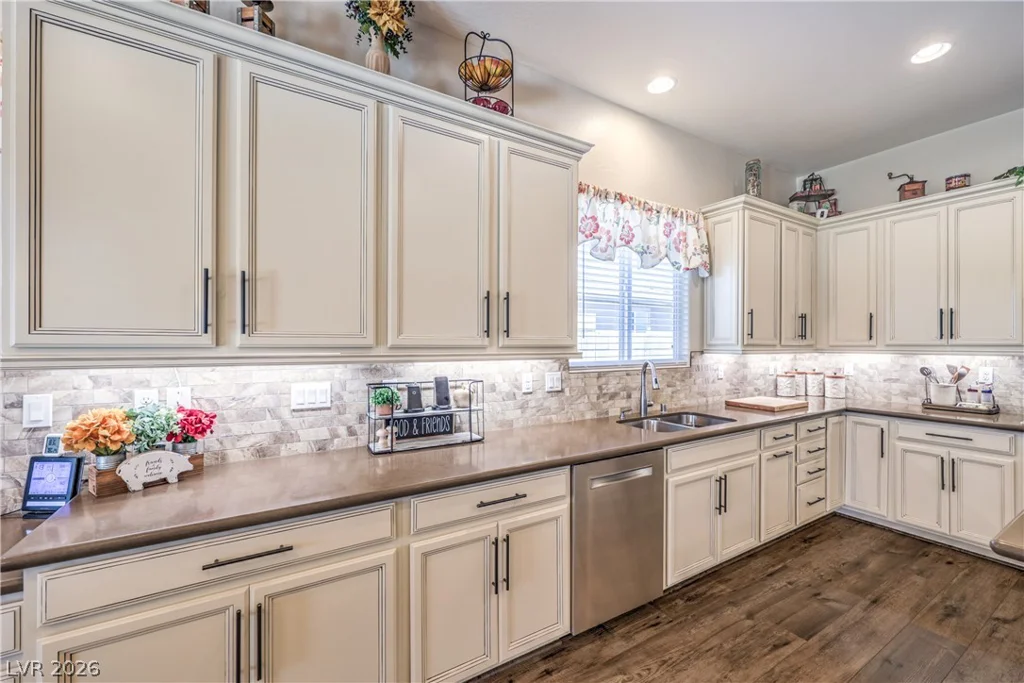 6461 Winecup, Las Vegas, NV 89149