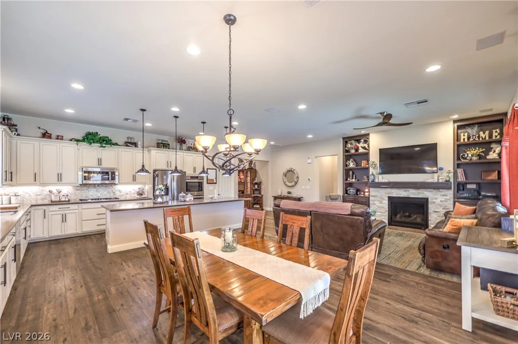 6461 Winecup, Las Vegas, NV 89149