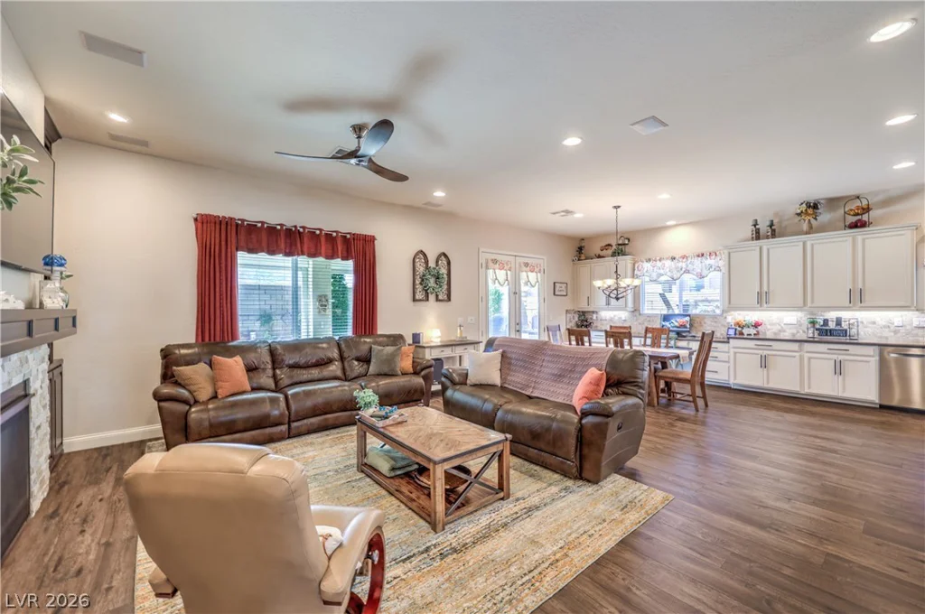 6461 Winecup, Las Vegas, NV 89149