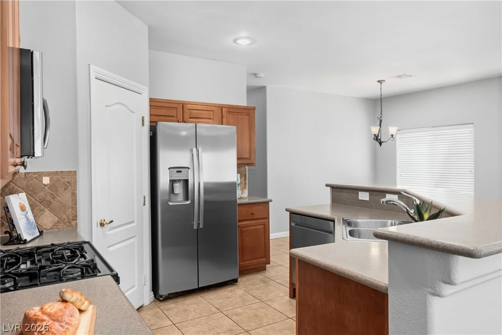 8819 Horizon Wind, Las Vegas, NV 89178