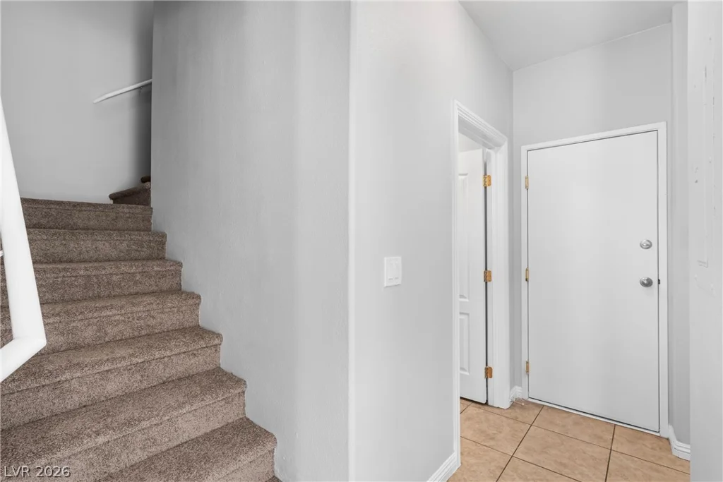 8819 Horizon Wind, Las Vegas, NV 89178