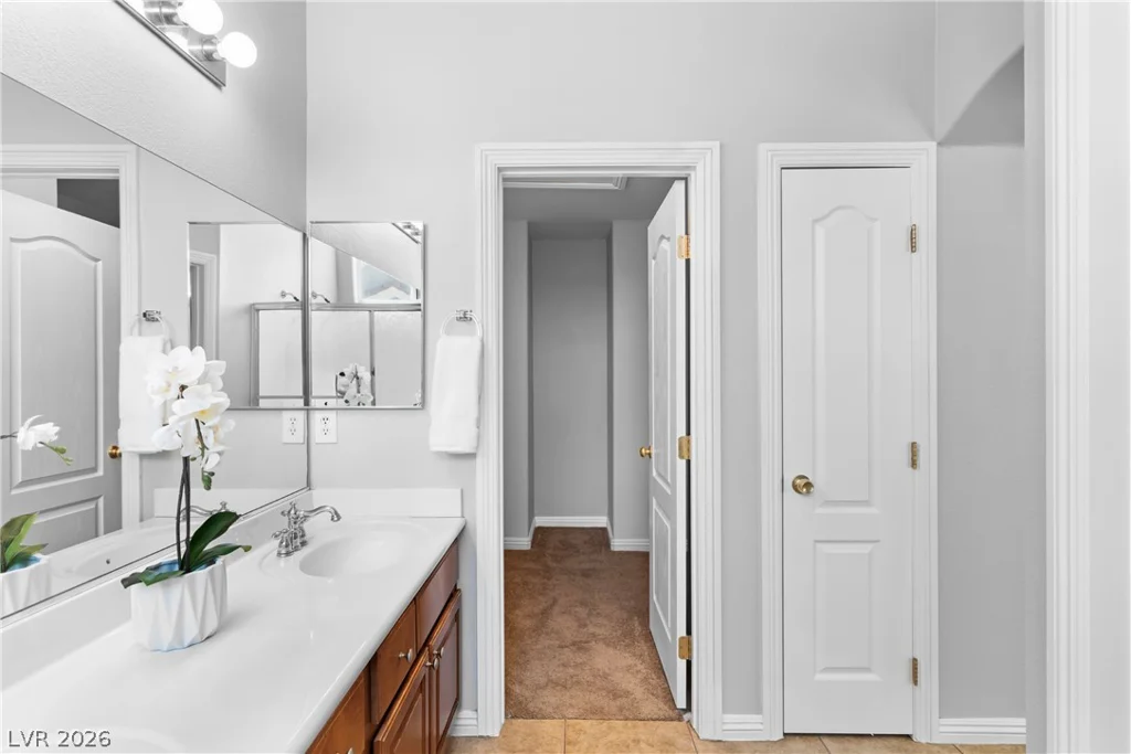8819 Horizon Wind, Las Vegas, NV 89178