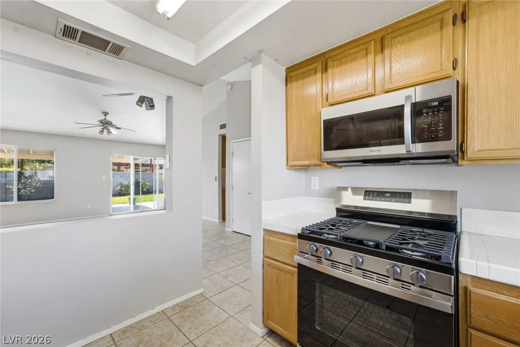 1725 Walingwood, North Las Vegas, NV 89031