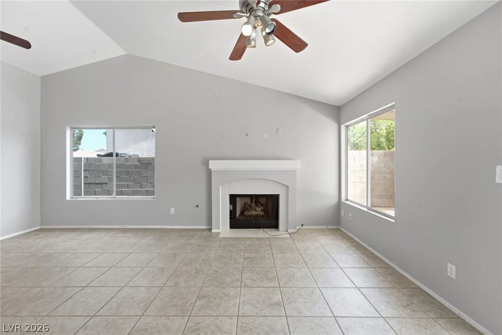 1725 Walingwood, North Las Vegas, NV 89031
