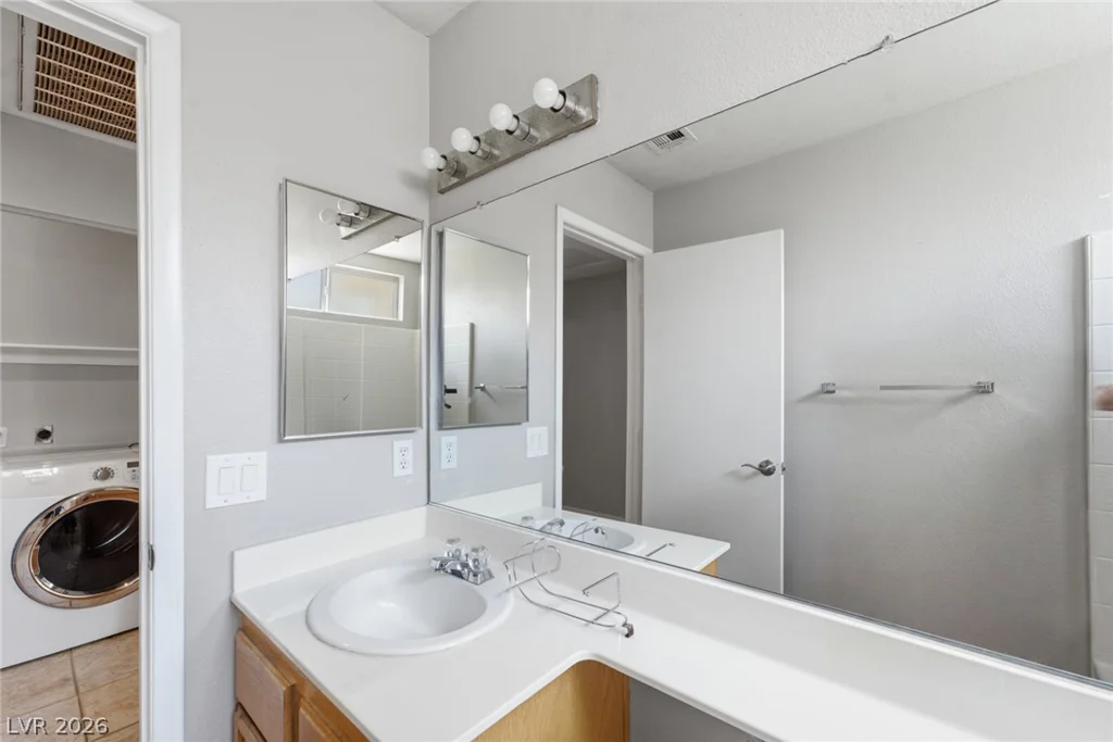 1725 Walingwood, North Las Vegas, NV 89031