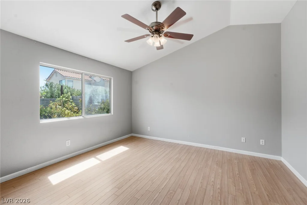 1725 Walingwood, North Las Vegas, NV 89031