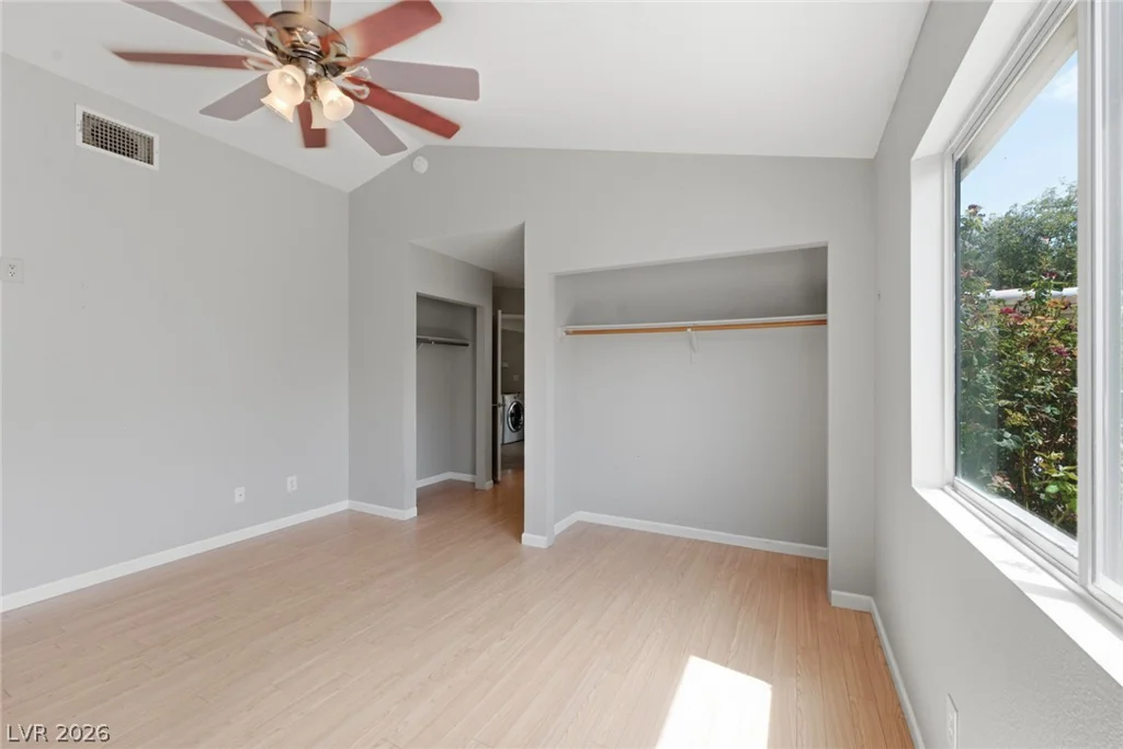 1725 Walingwood, North Las Vegas, NV 89031