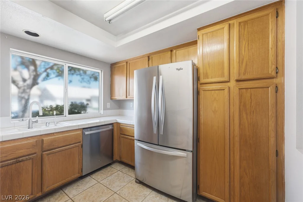 1725 Walingwood, North Las Vegas, NV 89031