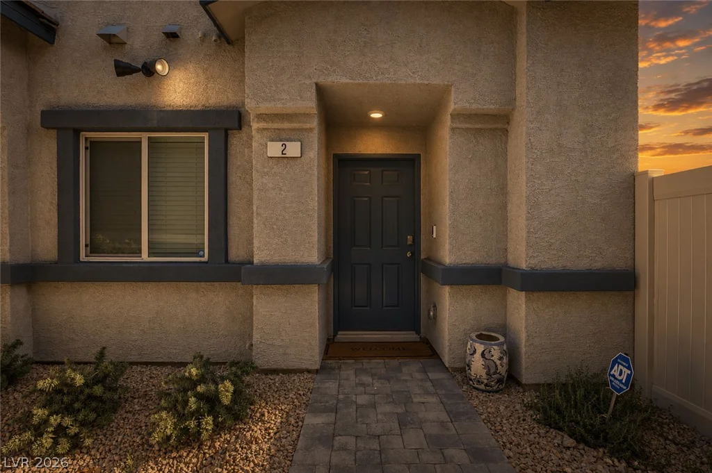 7915 Aurora Sky, North Las Vegas, NV 89084