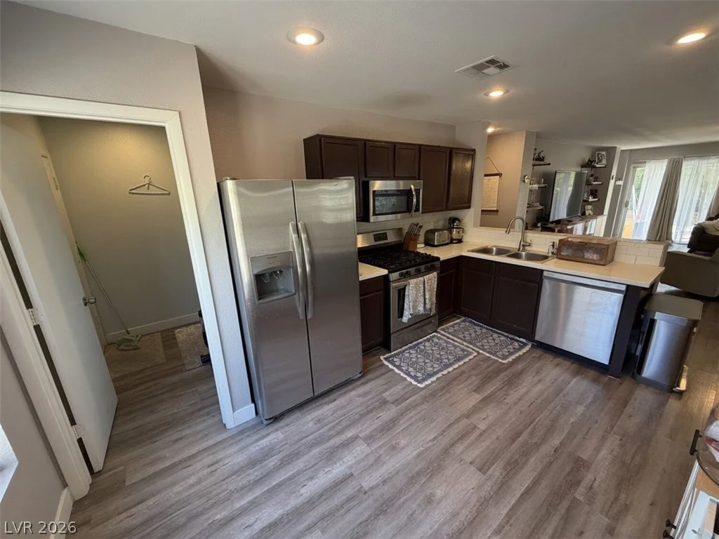705 Salt Flats, Henderson, NV 89011