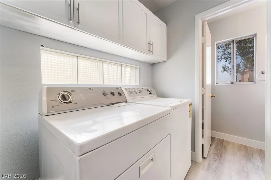 8813 Hampton Green, Las Vegas, NV 89129