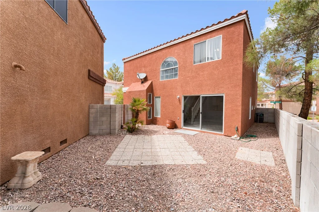 8813 Hampton Green, Las Vegas, NV 89129