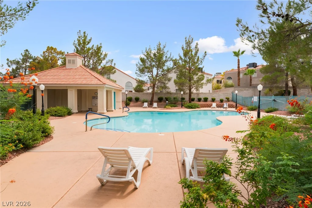 8813 Hampton Green, Las Vegas, NV 89129