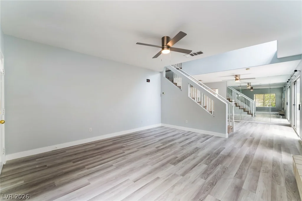 8813 Hampton Green, Las Vegas, NV 89129