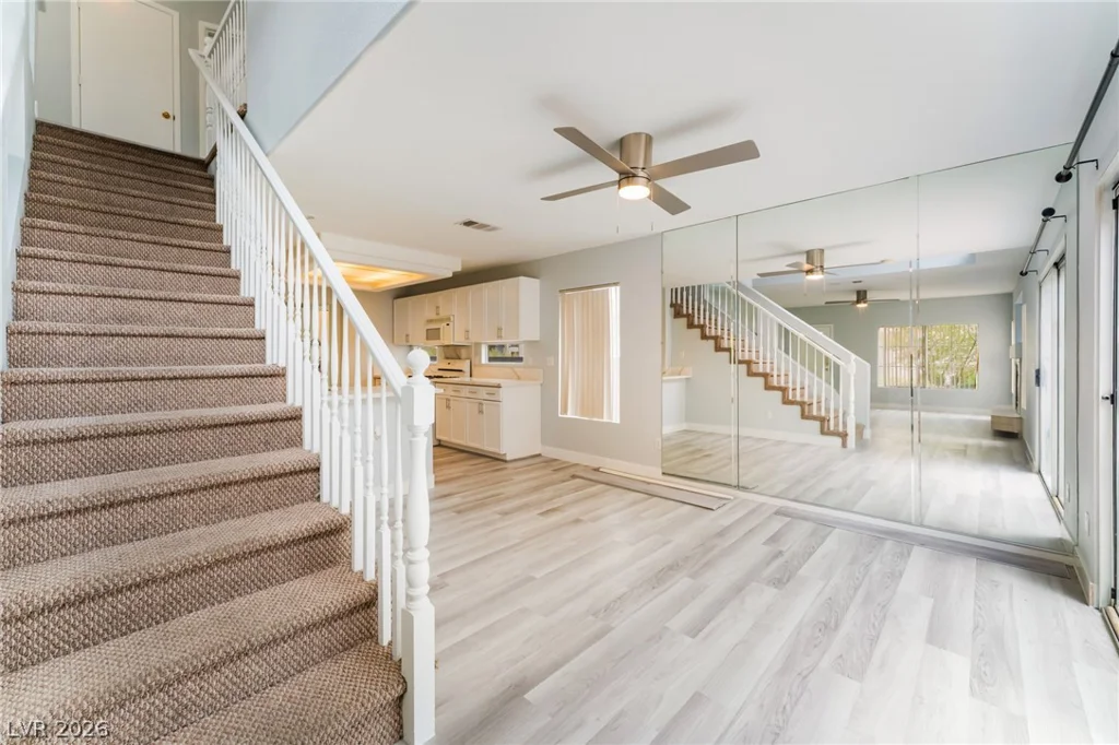 8813 Hampton Green, Las Vegas, NV 89129