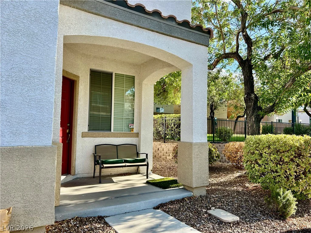 7683 Hampton Park, Las Vegas, NV 89113