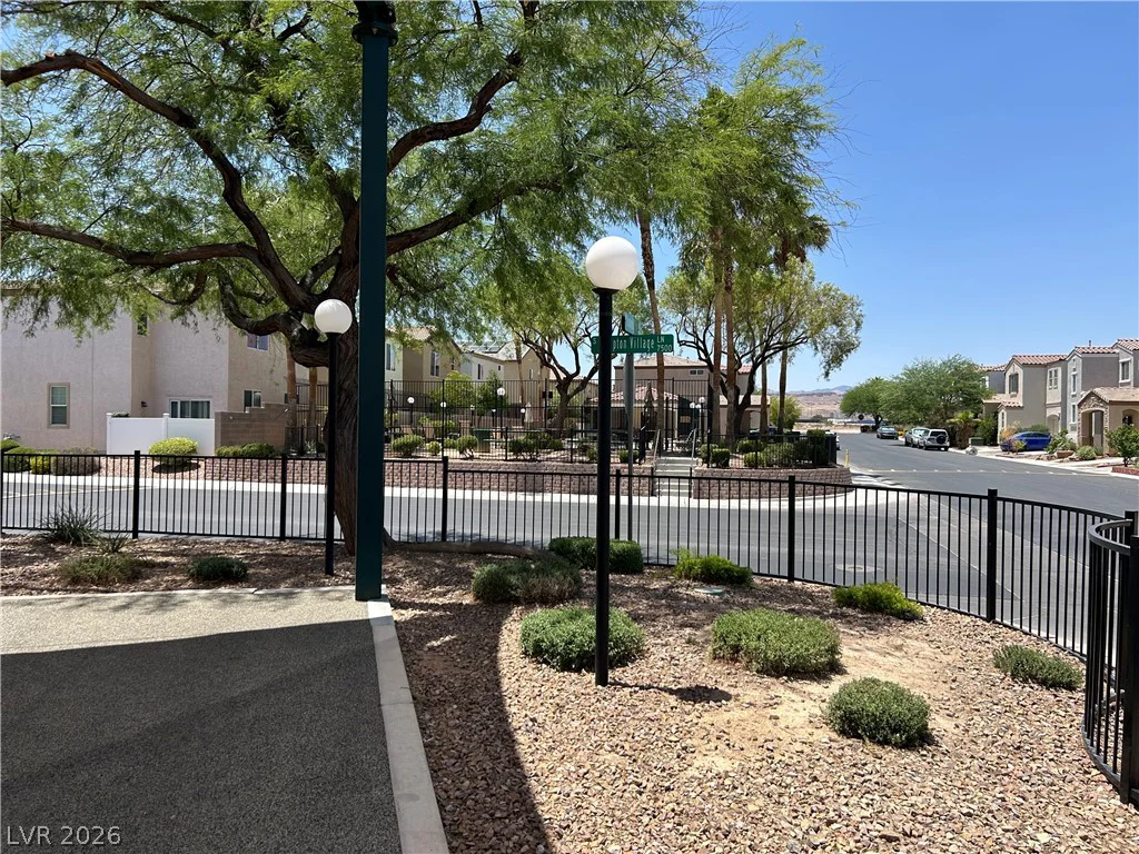 7683 Hampton Park, Las Vegas, NV 89113