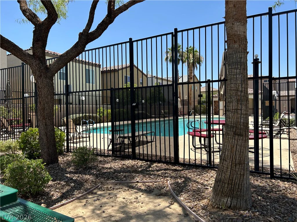 7683 Hampton Park, Las Vegas, NV 89113