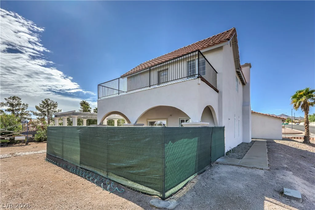 100 Kimberly, Henderson, NV 89015