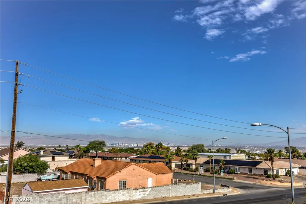 100 Kimberly, Henderson, NV 89015