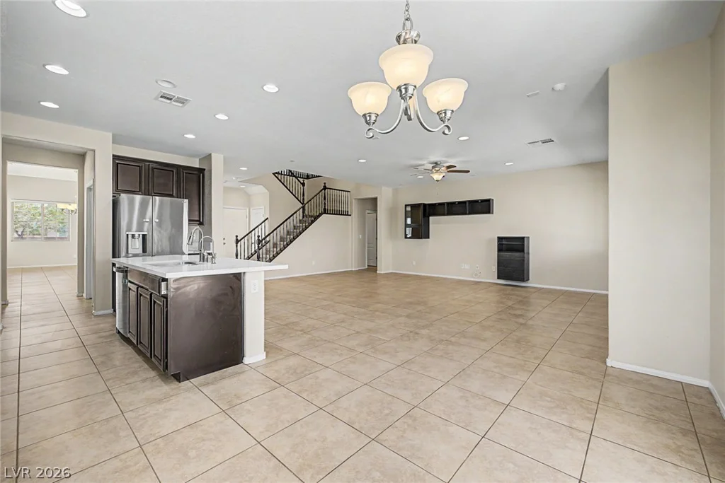 10104 Amana Oaks, Las Vegas, NV 89166