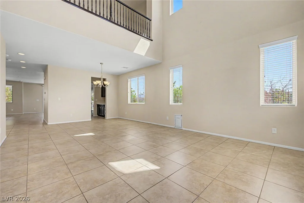 10104 Amana Oaks, Las Vegas, NV 89166