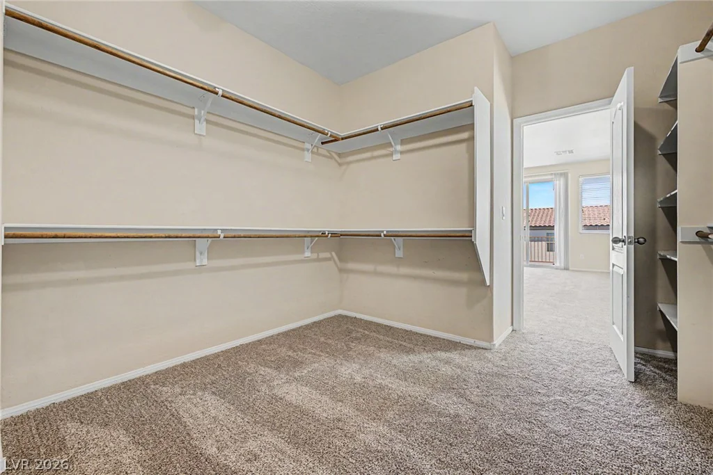10104 Amana Oaks, Las Vegas, NV 89166