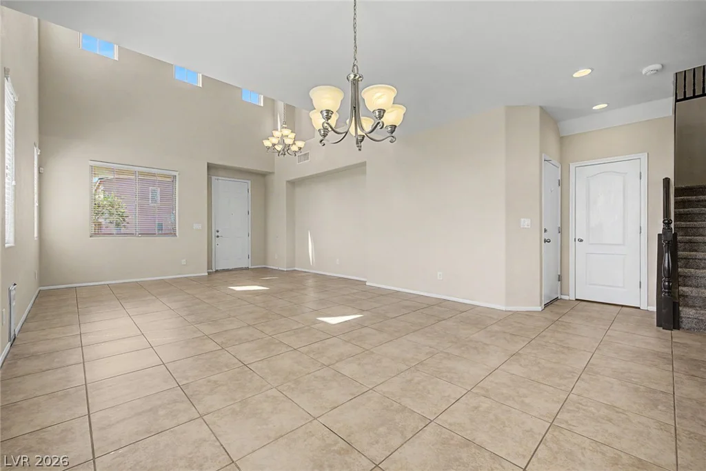 10104 Amana Oaks, Las Vegas, NV 89166