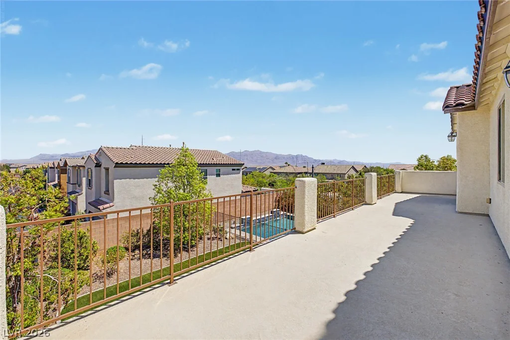 10104 Amana Oaks, Las Vegas, NV 89166