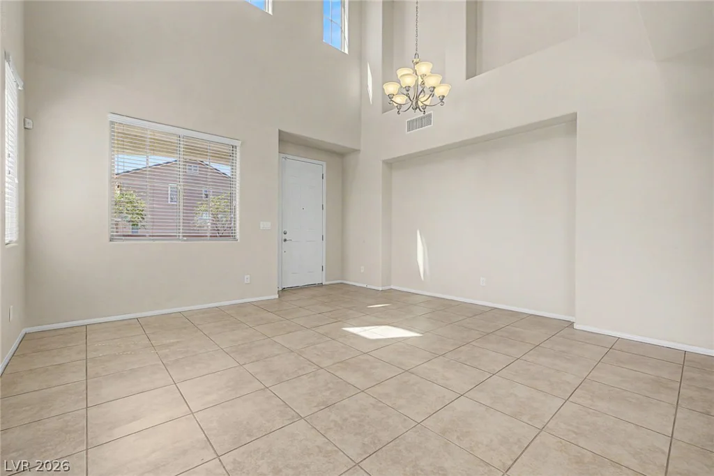 10104 Amana Oaks, Las Vegas, NV 89166