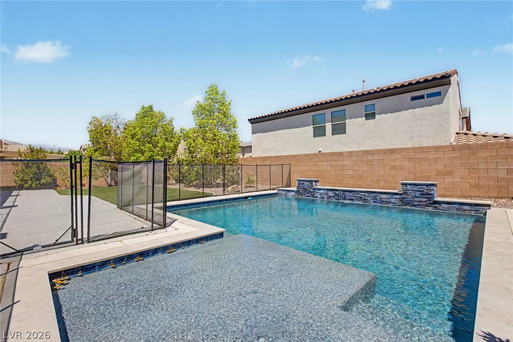 10104 Amana Oaks, Las Vegas, NV 89166