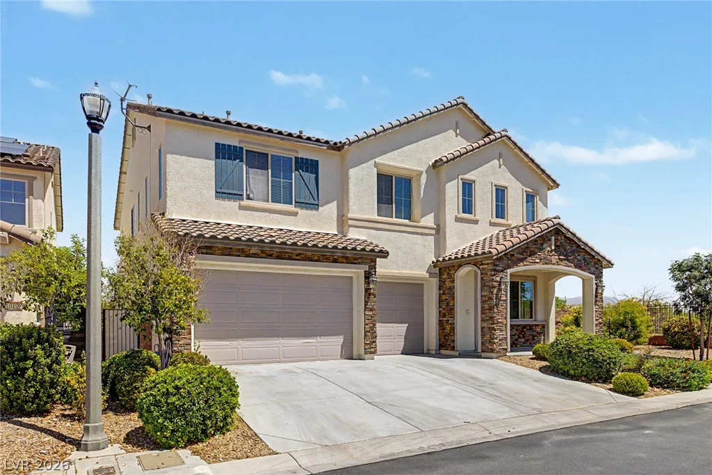 10104 Amana Oaks, Las Vegas, NV 89166