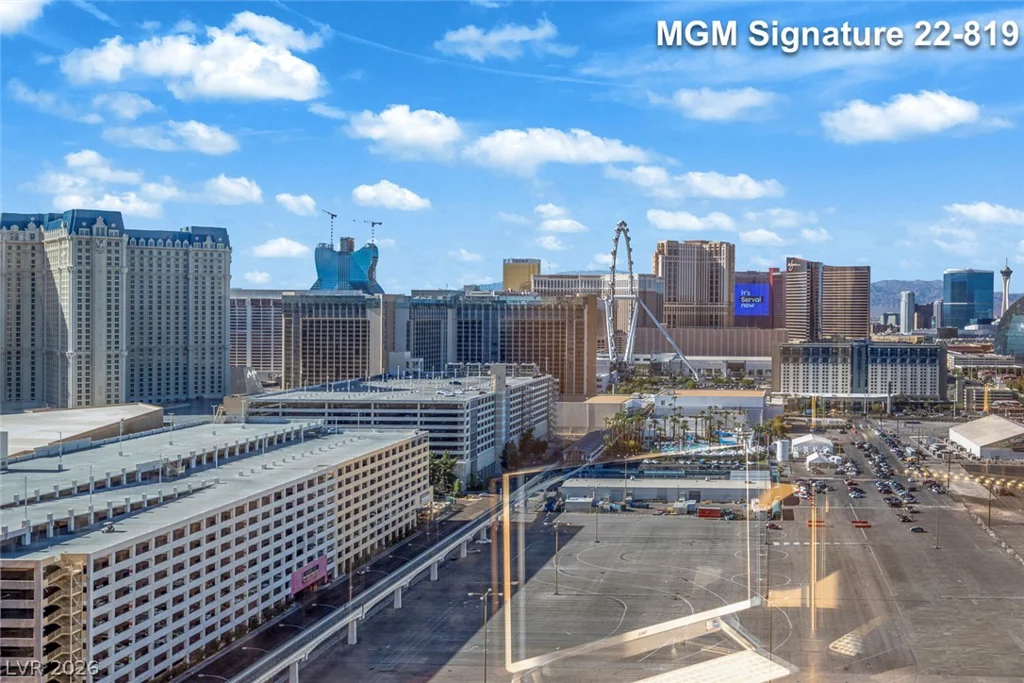 125 Harmon, Las Vegas, NV 89109