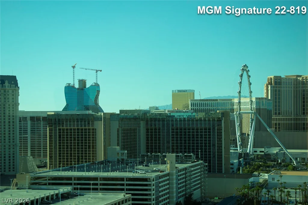 125 Harmon, Las Vegas, NV 89109