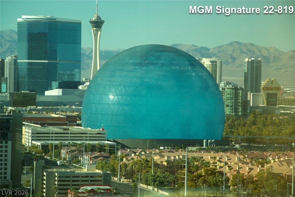 125 Harmon, Las Vegas, NV 89109