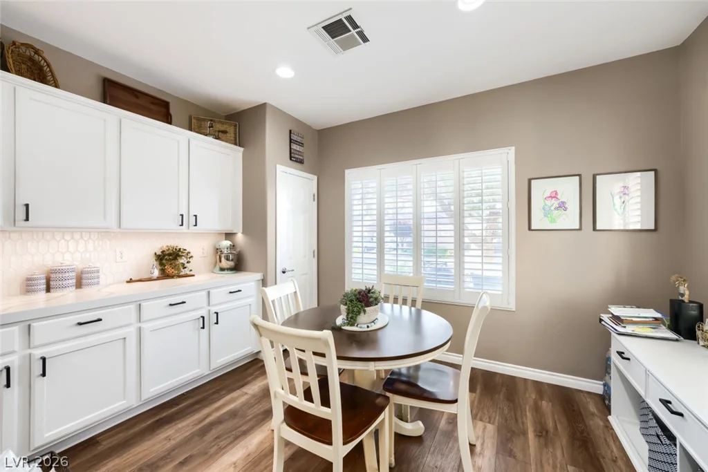 7356 Petrel, North Las Vegas, NV 89084