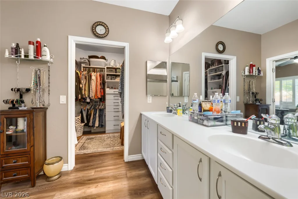 7356 Petrel, North Las Vegas, NV 89084