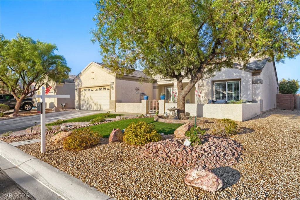 7356 Petrel, North Las Vegas, NV 89084