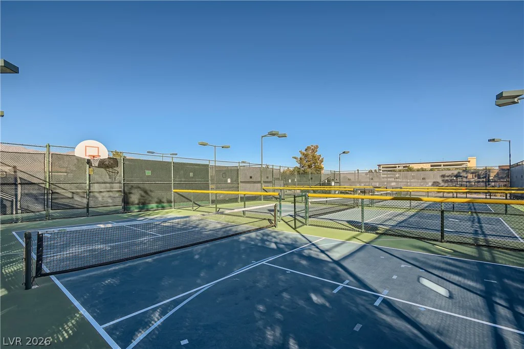 7356 Petrel, North Las Vegas, NV 89084