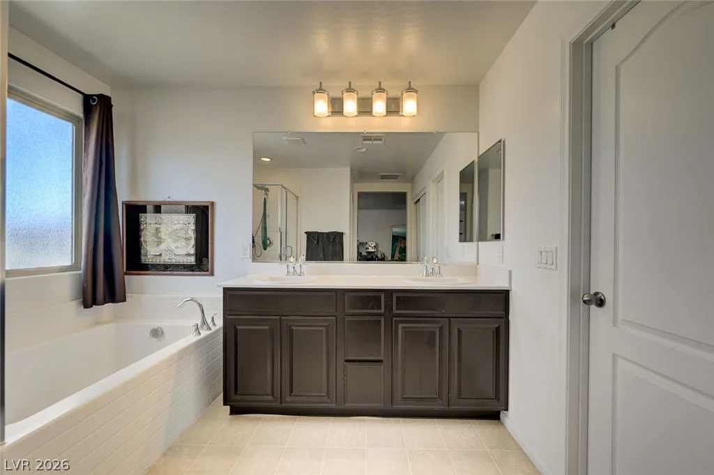 6580 Pine Hall, Las Vegas, NV 89122
