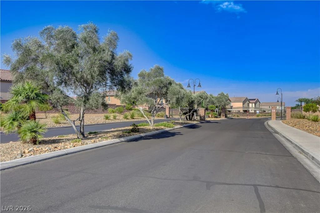 6580 Pine Hall, Las Vegas, NV 89122