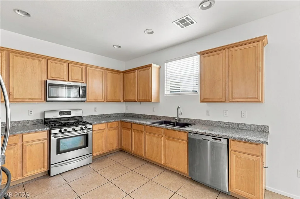 1213 High Altitude, North Las Vegas, NV 89032