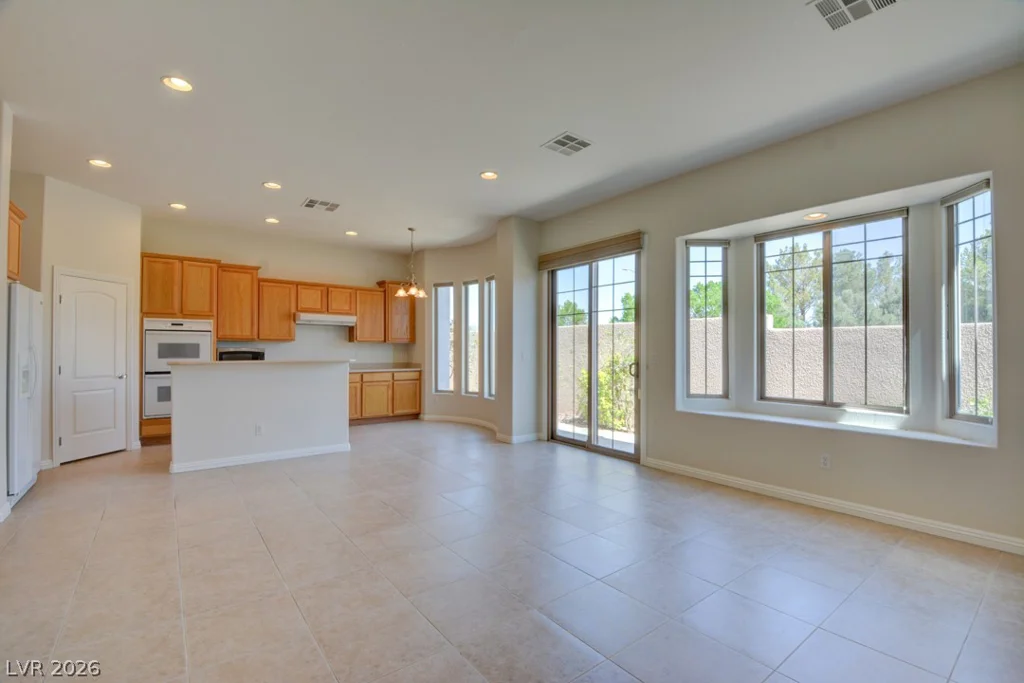 9240 Worsley Park, Las Vegas, NV 89145
