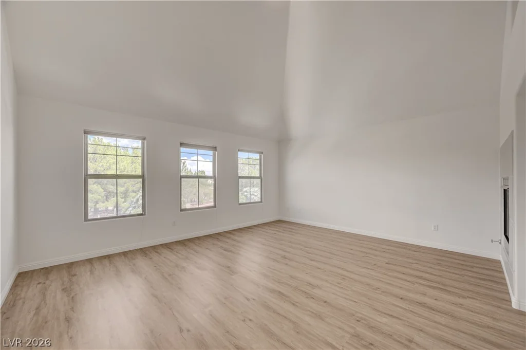9240 Worsley Park, Las Vegas, NV 89145