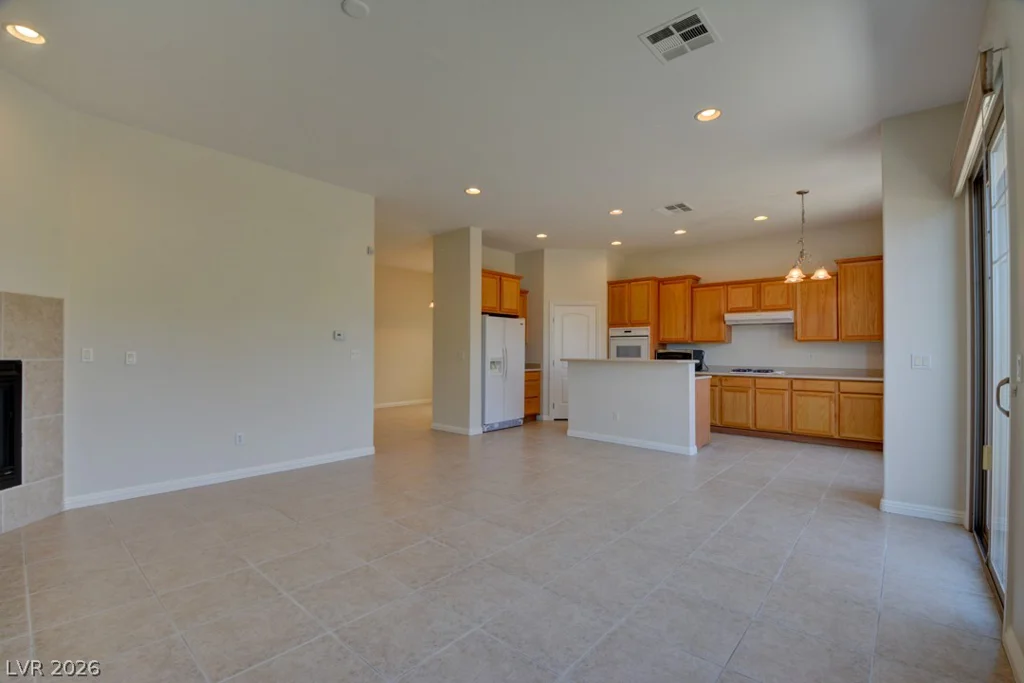 9240 Worsley Park, Las Vegas, NV 89145