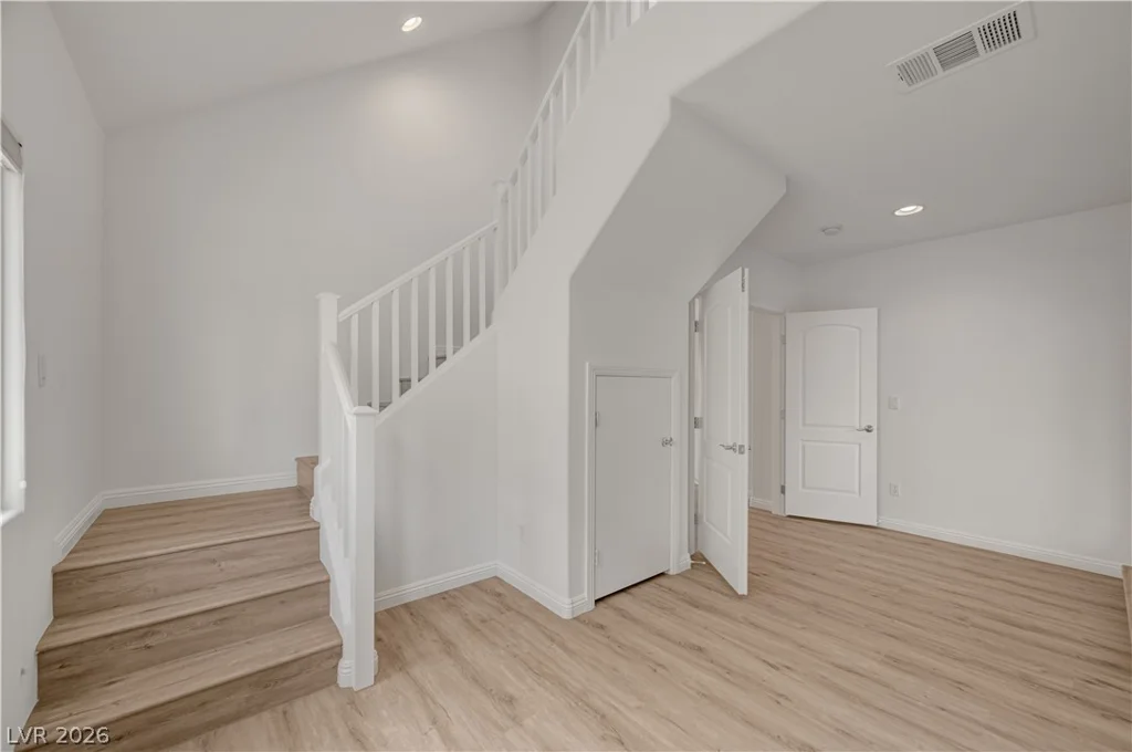 9240 Worsley Park, Las Vegas, NV 89145