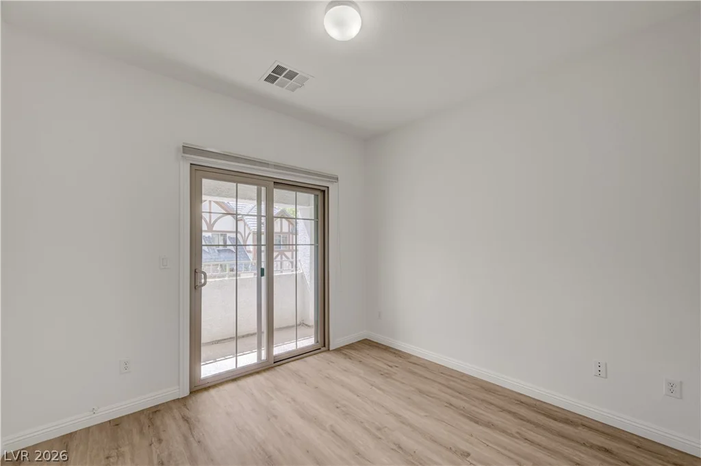 9240 Worsley Park, Las Vegas, NV 89145
