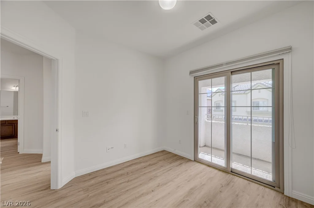 9240 Worsley Park, Las Vegas, NV 89145