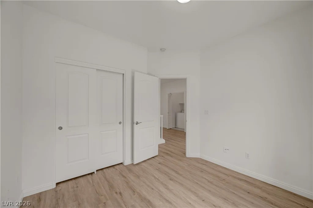 9240 Worsley Park, Las Vegas, NV 89145